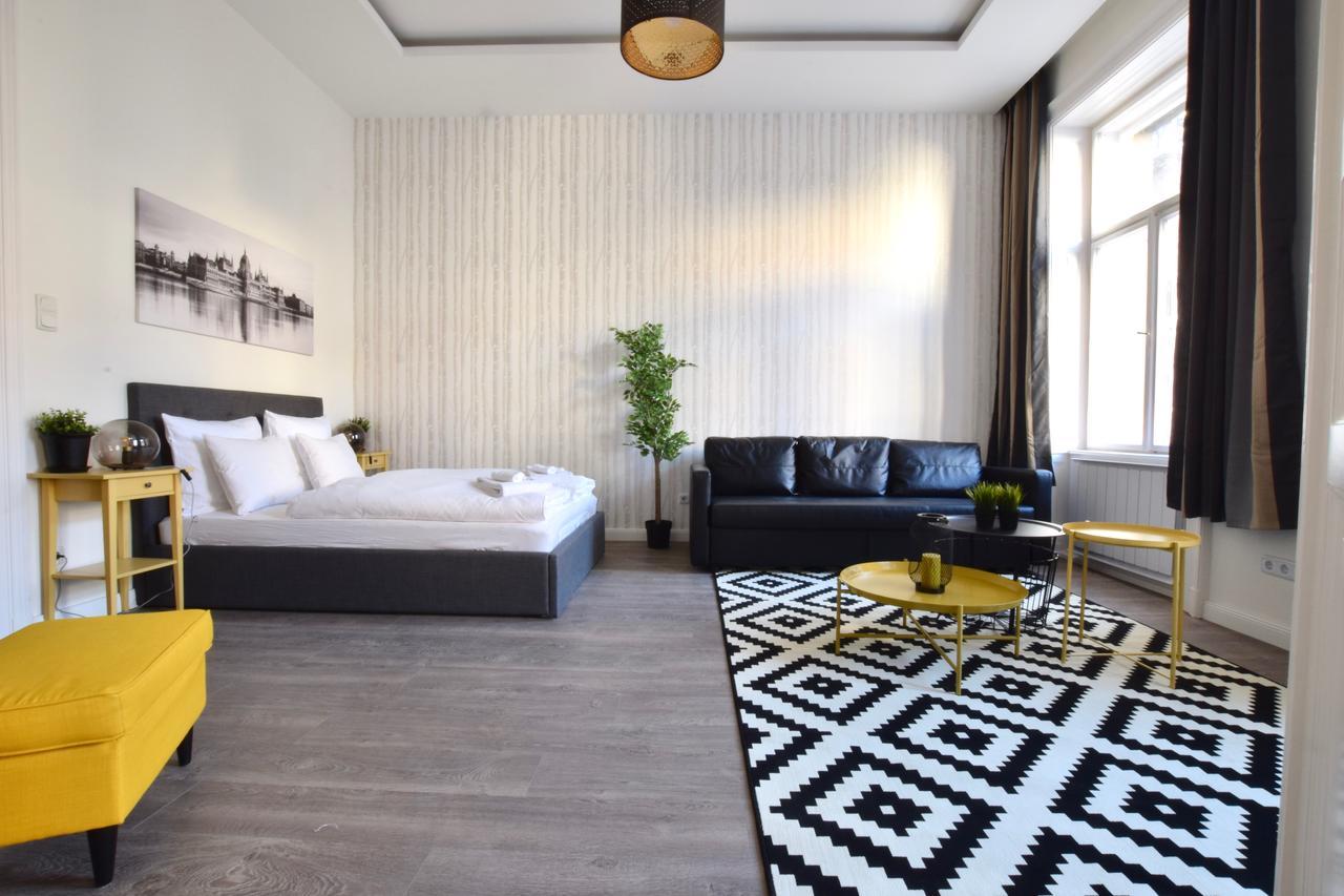 Standard Apartment By Hi5 - Dessewffy 39 Budapest Eksteriør billede